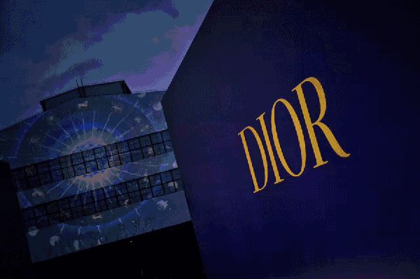 Dior蓝，全世界最美的衣服们